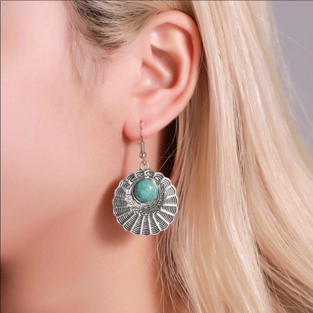 Faux Turquoise Silver Tone - Picture 2 of 4